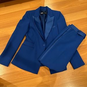 Royal blue women’s tuxedo